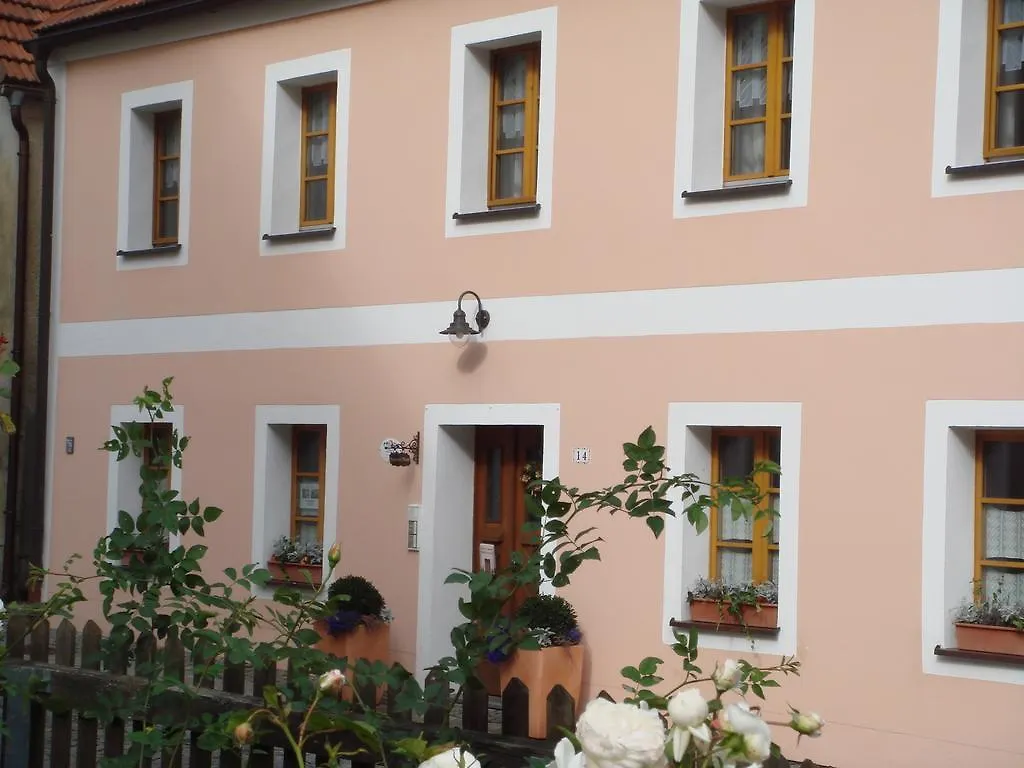 Haus Am Markt Königstein in der Oberpfalz Apartament